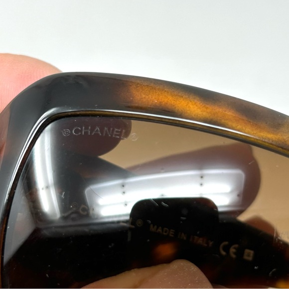 CHANEL sunglasses, made in Italy - Picture 11 of 13